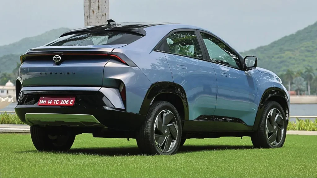 Tata Curvv EV vs ICE Range Comparison_1